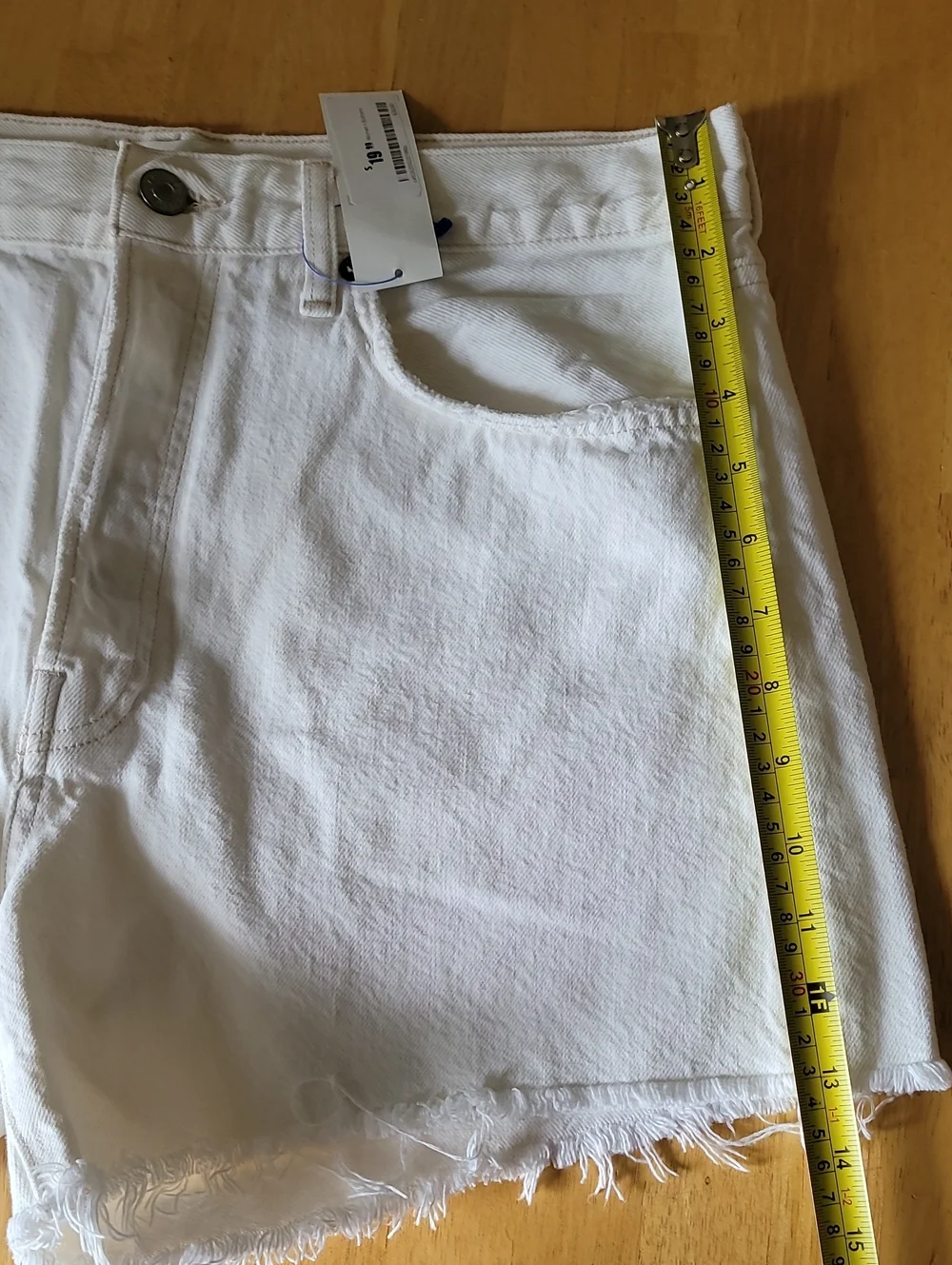 AGOLDE Parker Long Vintage Shorts in the Panna Cotta